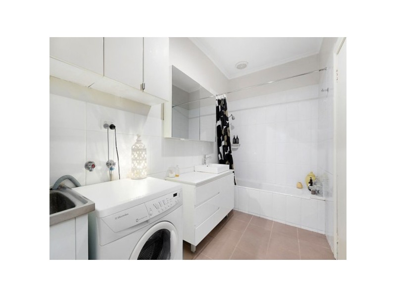 5 Walter Street, Seddon VIC 3011