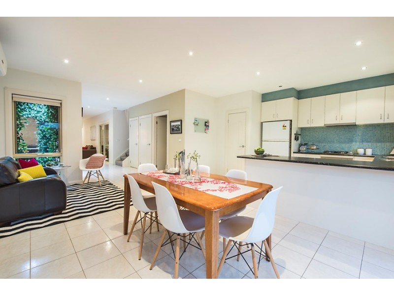 2/14 Forrest Street, Yarraville VIC 3013