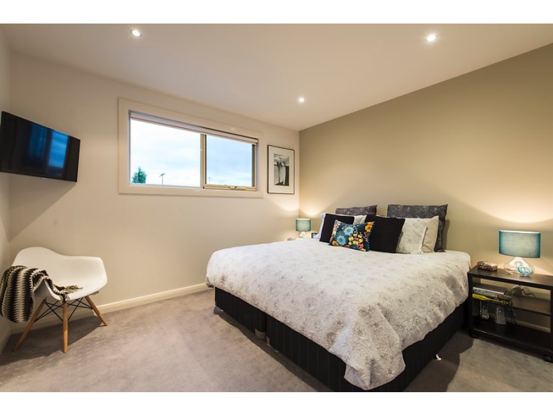 2/14 Forrest Street, Yarraville VIC 3013