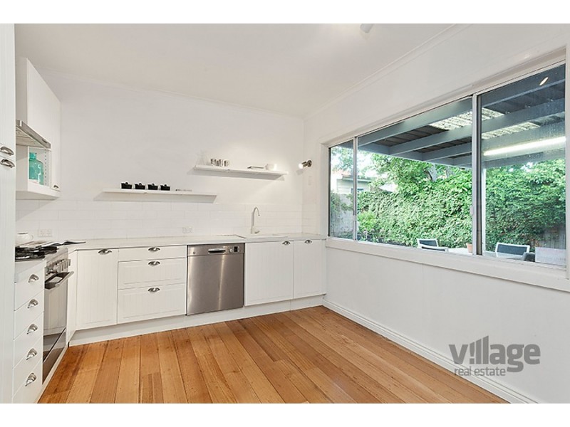 28 Pilgrim Street, Seddon VIC 3011