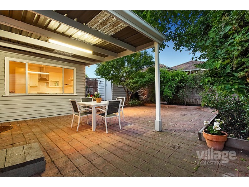 28 Pilgrim Street, Seddon VIC 3011