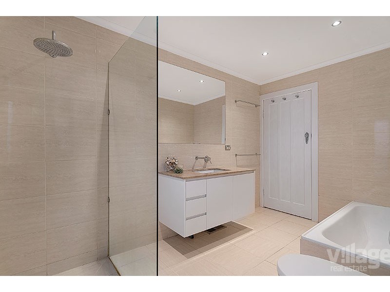 3a Lawrence Street, Seddon VIC 3011