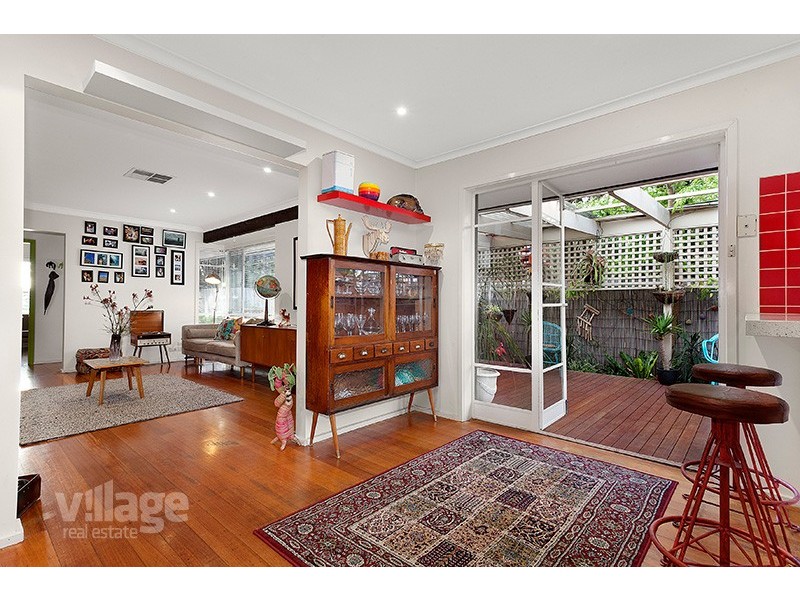 1/42 Bell Avenue, Altona VIC 3018