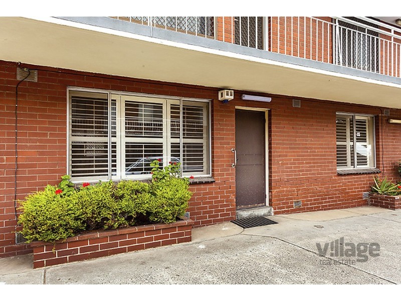 2/98 Rupert Street, West Footscray VIC 3012