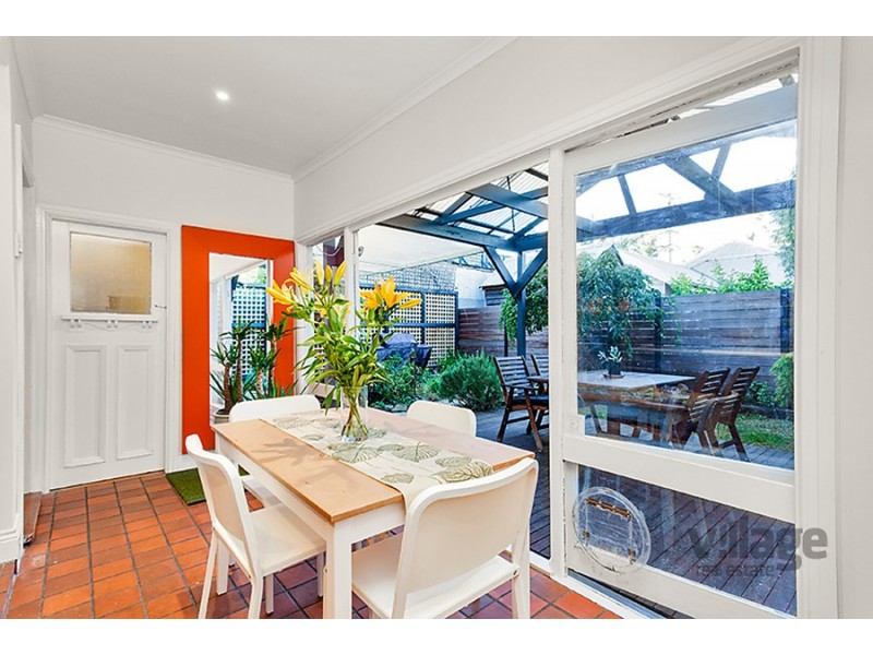 12 Junction Street, Seddon VIC 3011