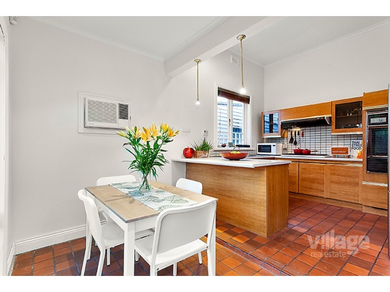 12 Junction Street, Seddon VIC 3011