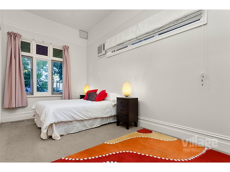 12 Junction Street, Seddon VIC 3011