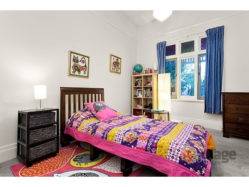 12 Junction Street, Seddon VIC 3011