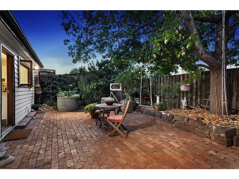 54 Pilgrim Street, Seddon VIC 3011