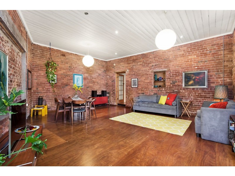 214a Ballarat Road (enter Off Park Street), Footscray VIC 3011