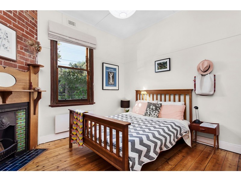 214a Ballarat Road (enter Off Park Street), Footscray VIC 3011