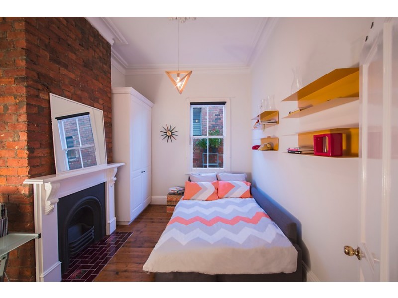 11 Walter Street, Seddon VIC 3011