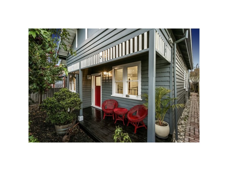 6 Acton Street, Seddon VIC 3011