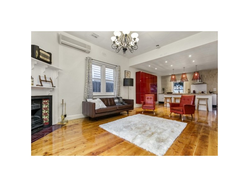 6 Acton Street, Seddon VIC 3011