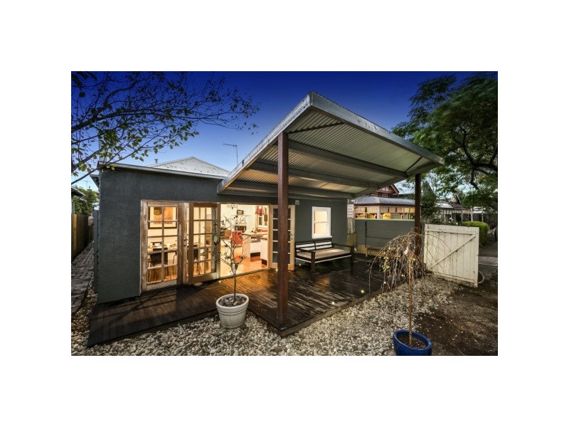 6 Acton Street, Seddon VIC 3011