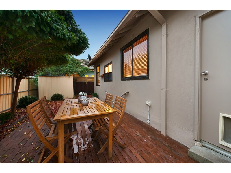 1/27 Spurling Street, Maidstone VIC 3012