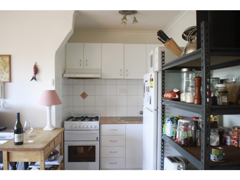 14/11 Nicholson Street, Footscray VIC 3011