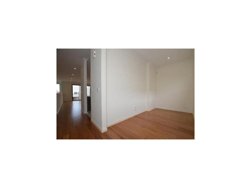 19 Souter Crescent, Footscray VIC 3011