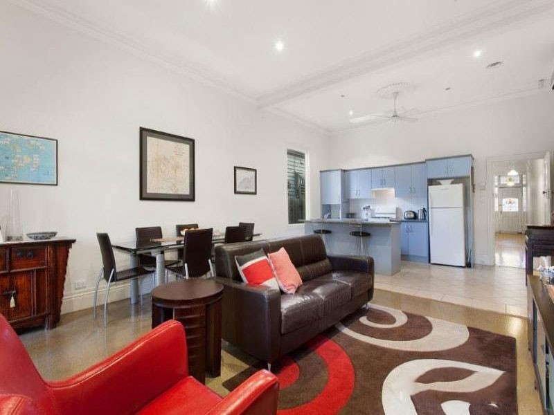 7 Hamilton Street, Seddon VIC 3011