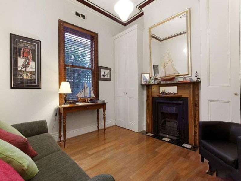 7 Hamilton Street, Seddon VIC 3011