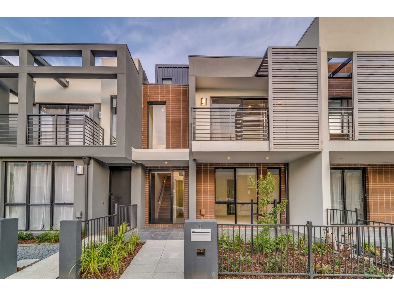 6 Souter Crescent, Footscray VIC 3011