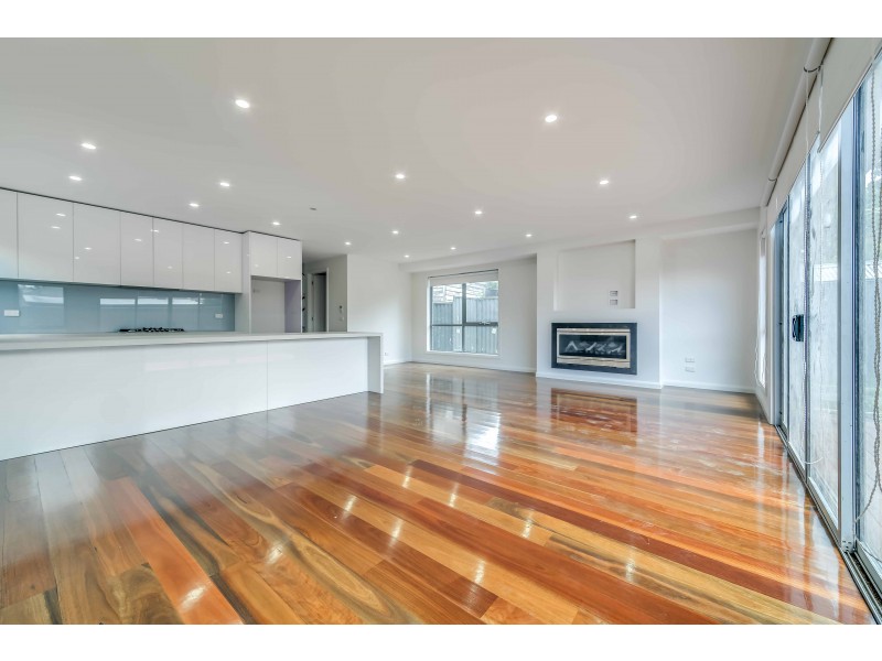 8 Clarendon Street, Yarraville VIC 3013