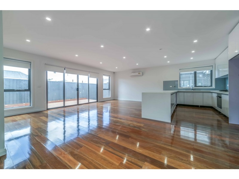 8 Clarendon Street, Yarraville VIC 3013