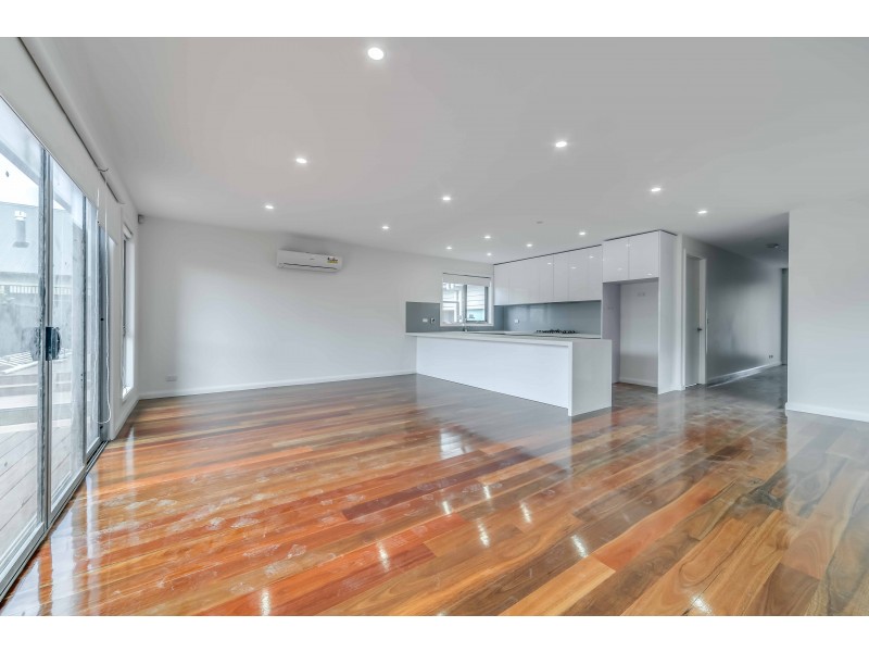 8 Clarendon Street, Yarraville VIC 3013