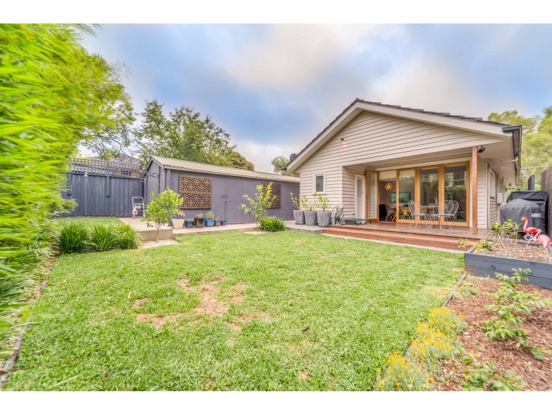 9 Austin Crescent West, Yarraville VIC 3013