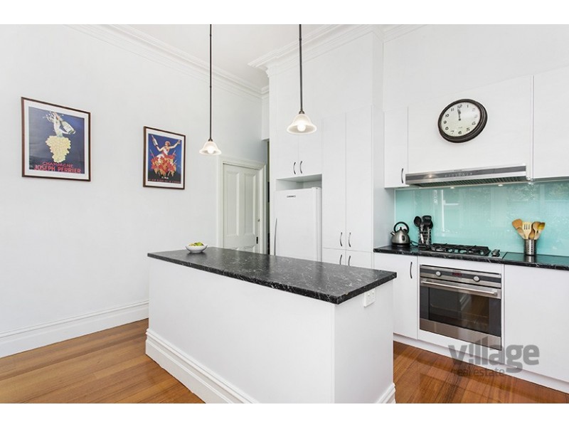 13 Pentland Parade, Seddon VIC 3011