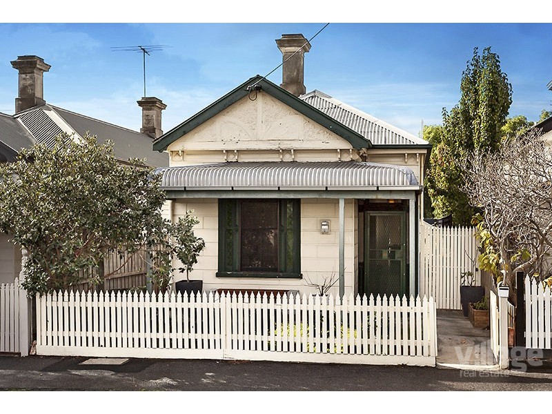 11 Pentland Parade, Seddon VIC 3011