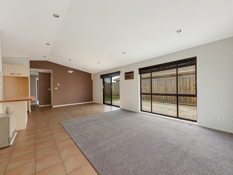 90 Magnolia Street, St Albans VIC 3021