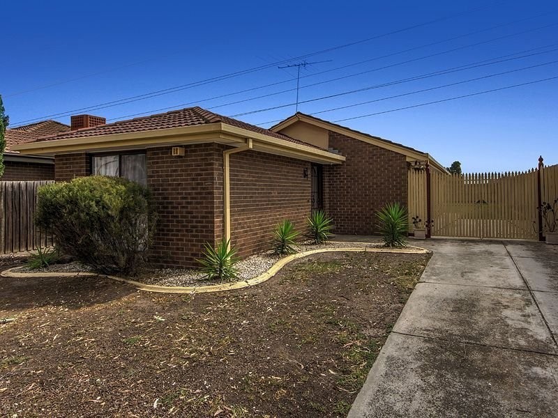 90 Magnolia Street, St Albans VIC 3021