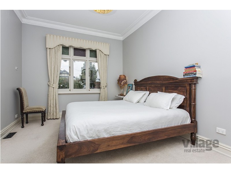 70 Chirnside Street, Kingsville VIC 3012