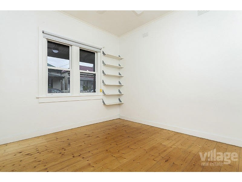 4 Bourke Street, Seddon VIC 3011