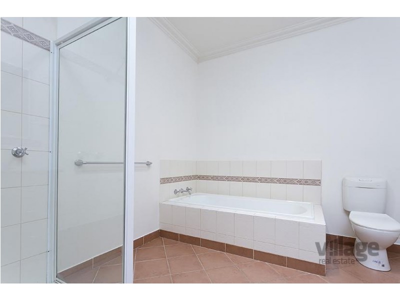 1/56 Bayview Road, Seddon VIC 3011