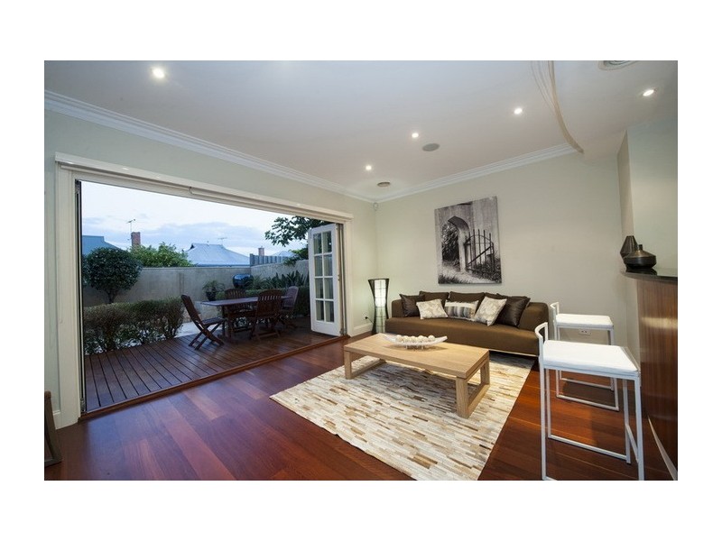 137 Coronation Street, Kingsville VIC 3012