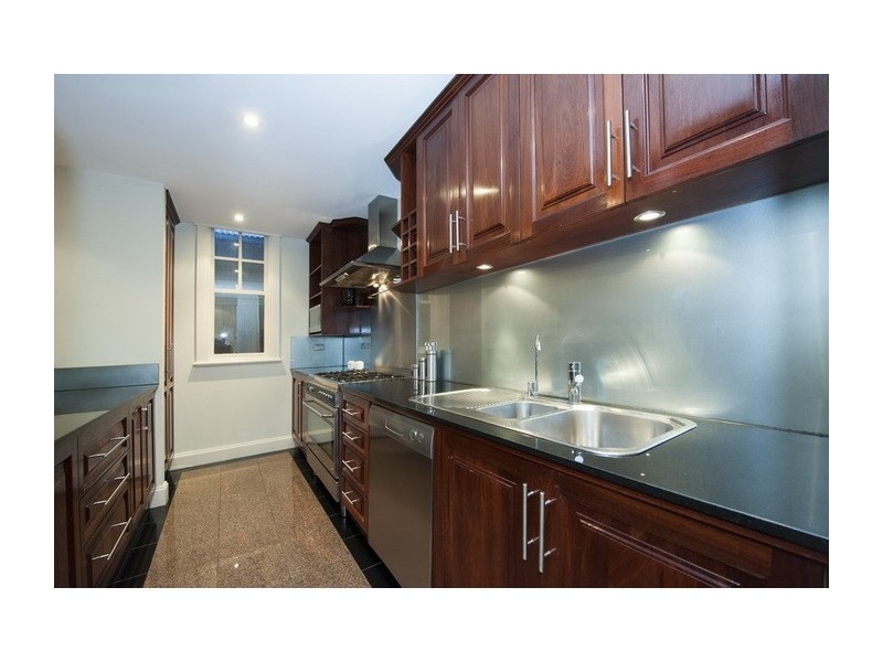 137 Coronation Street, Kingsville VIC 3012