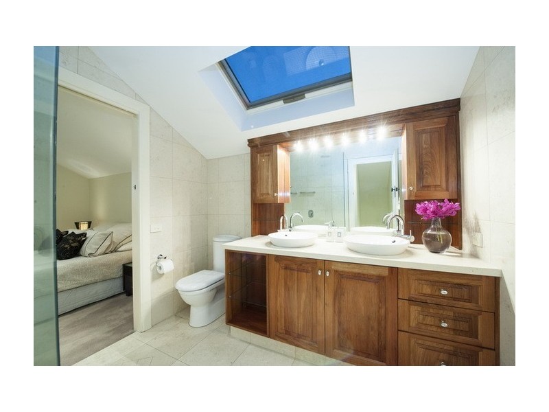 137 Coronation Street, Kingsville VIC 3012