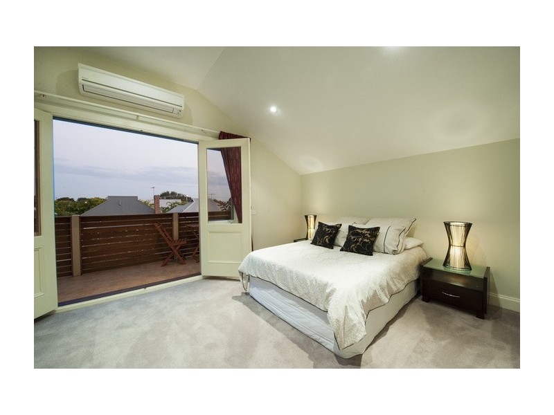 137 Coronation Street, Kingsville VIC 3012