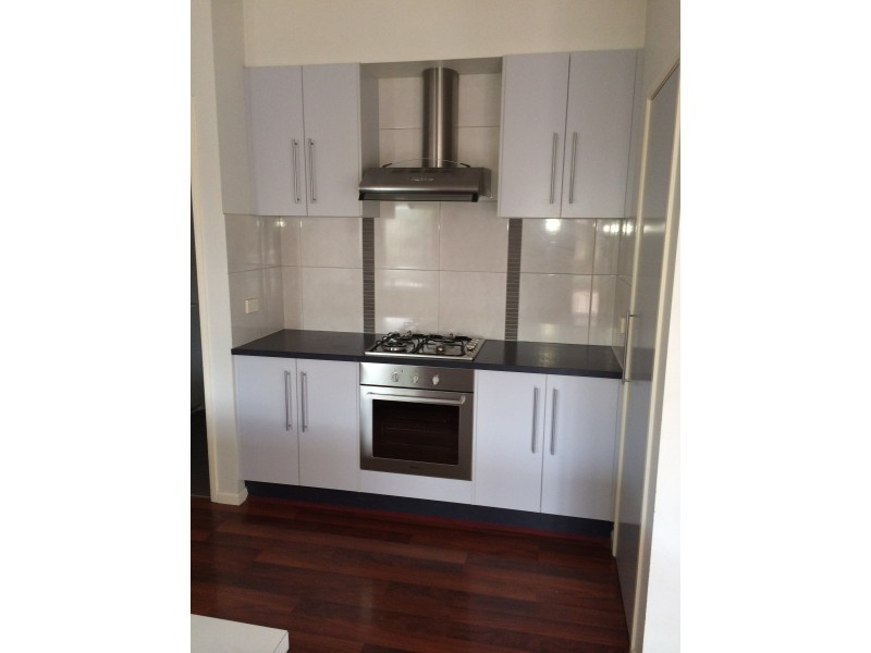 1/21 Spicer Boulevard, Altona Meadows VIC 3028