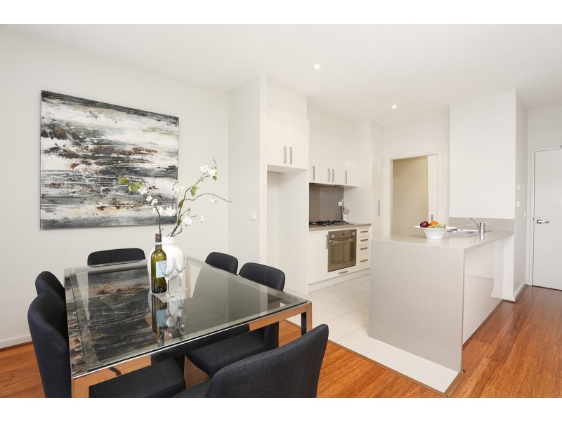 303/8 Burrowes Street, Ascot Vale VIC 3032