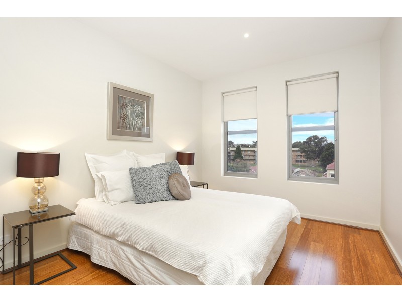 303/8 Burrowes Street, Ascot Vale VIC 3032