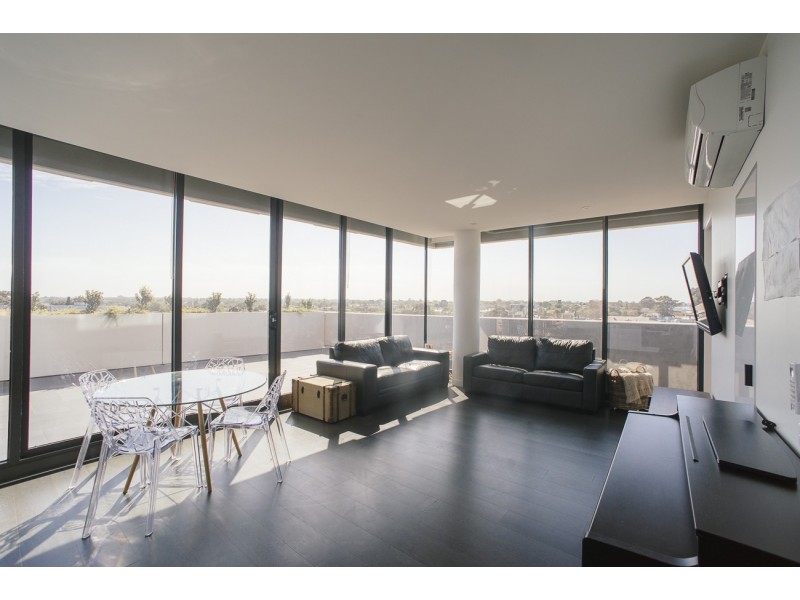 701/18 McCombie Street, Elsternwick VIC 3185