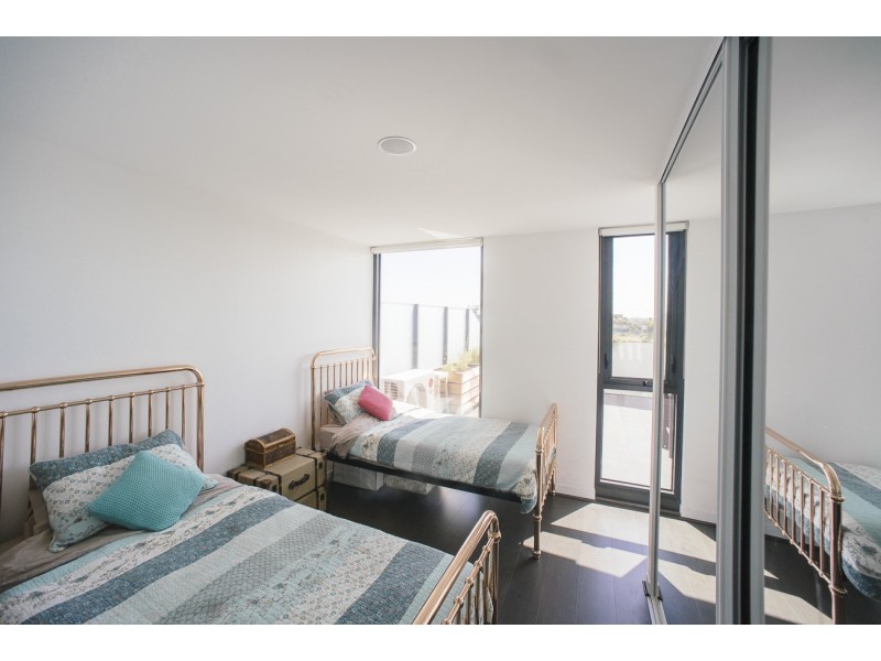 701/18 McCombie Street, Elsternwick VIC 3185