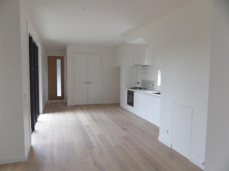 2/4 Essex Street, Pascoe Vale VIC 3044