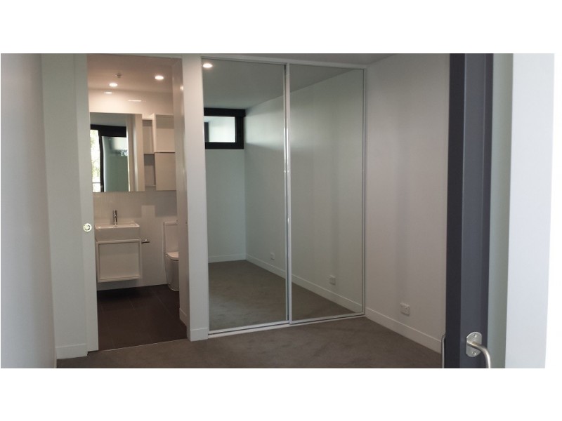 207/18 McCombie Street, Elsternwick VIC 3185