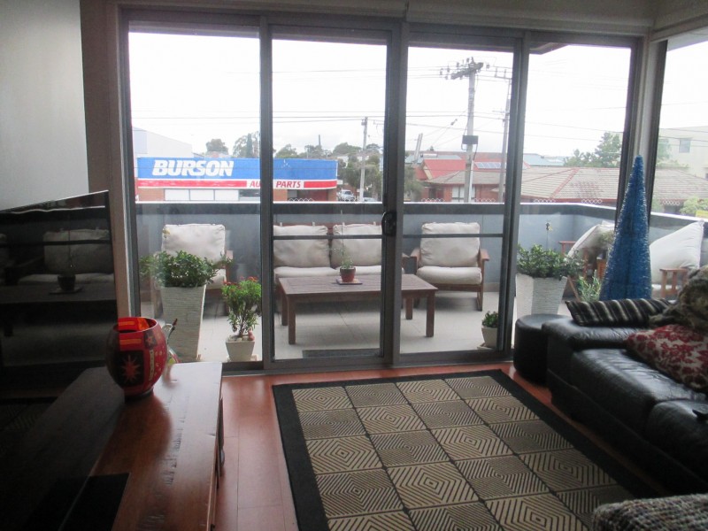 1/37 Holmes Street, Brunswick East VIC 3057