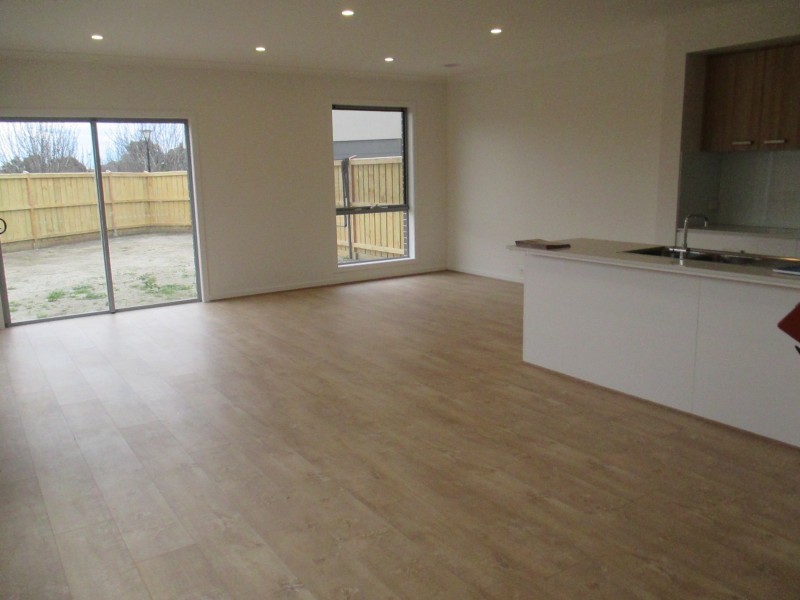 64 Bayano Way, Craigieburn VIC 3064
