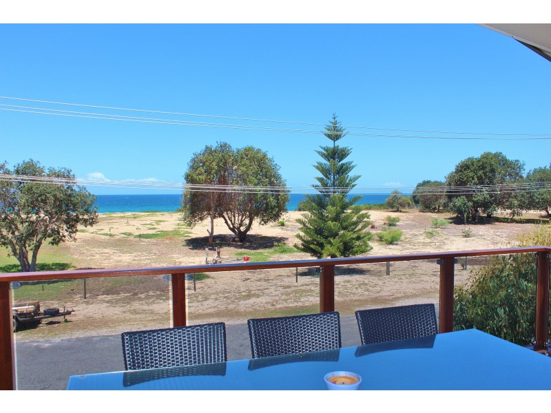 5 Seaview Avenue, Dunbogan NSW 2443